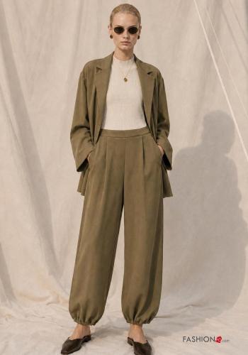 Pantalone con tasche - ph 1