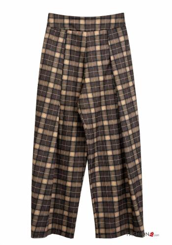 Pantalone con tasche - ph 2