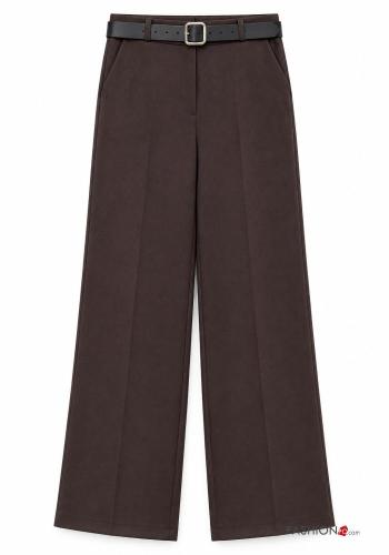 Pantalone con cintura con tasche - ph 2