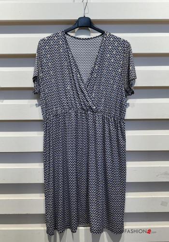 Vestido manga curta pelo joelho Padrão artístico gola V - ph 3