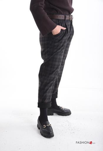 Calças Padrão Tartan com bolsos com botões com cinto com fecho - ph 3