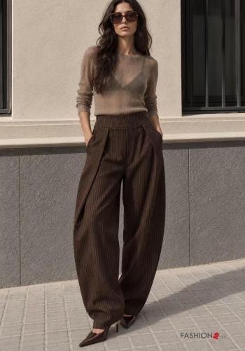 Pantalone con tasche