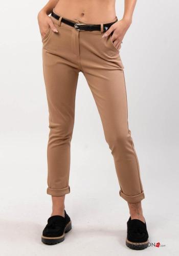 Pantalone con cintura