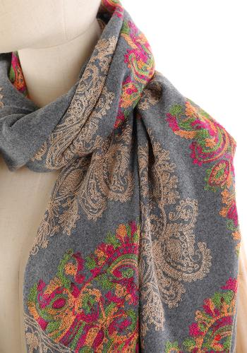 Embroidered Scarf with fringe - ph 2