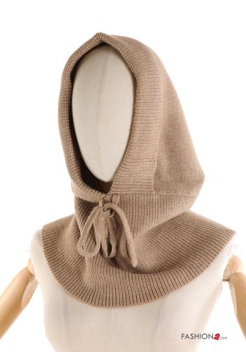 Ribbed Hat with knot