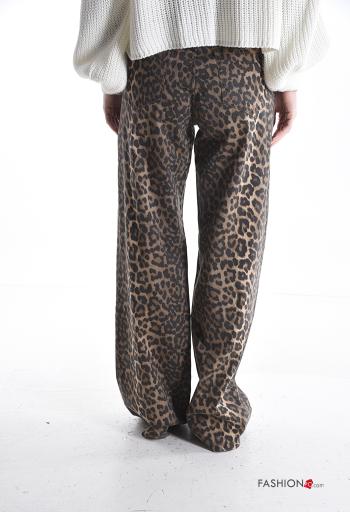 Jeans in Cotone wide leg lungo Fantasia animalier con tasche con bottoni con zip - ph 2