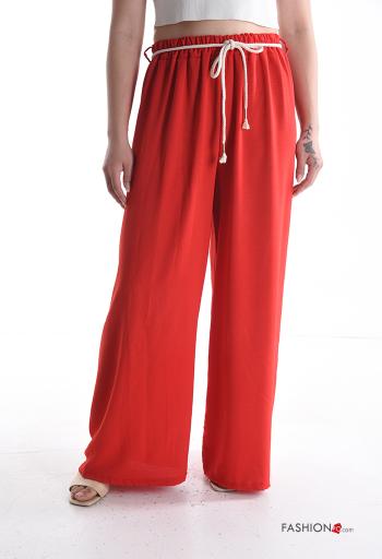 Pantalones con cinturón