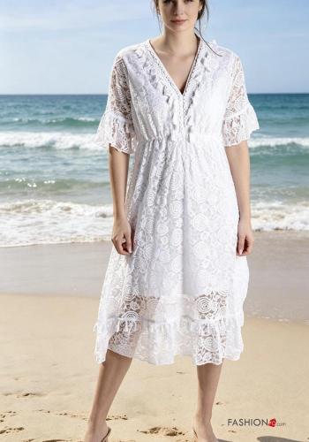 Vestido em Algodão renda manga curta manga com folhos gola V
