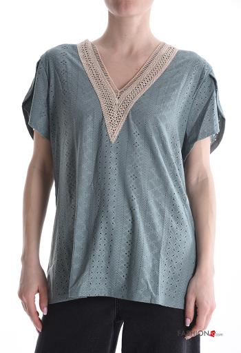 Embroidered short sleeve Blouse with v-neck